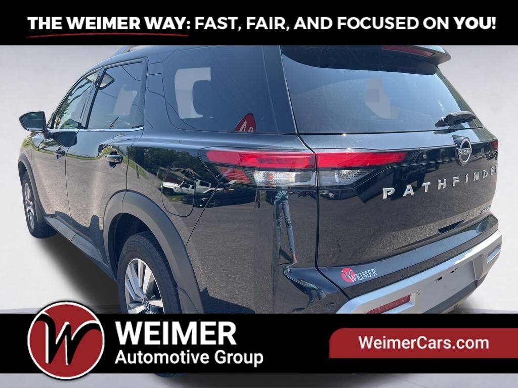 Used 2023 Nissan Pathfinder SL SUV