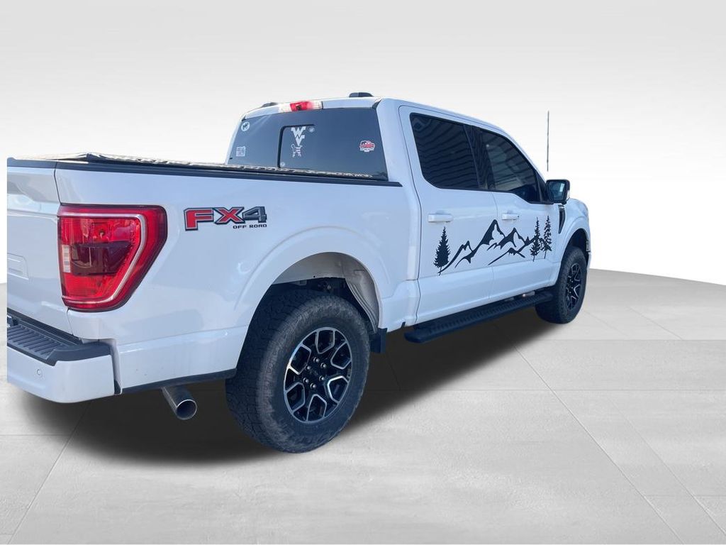 2021 Ford F-150 XLT photo 3