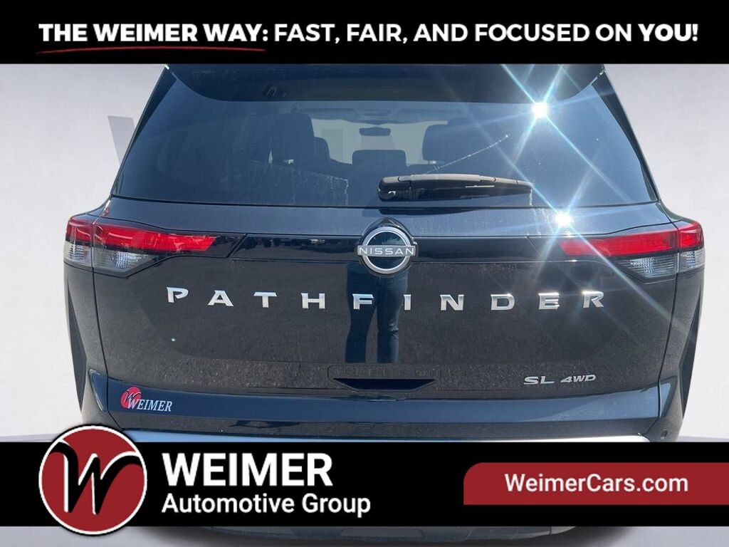 Used 2023 Nissan Pathfinder SL SUV