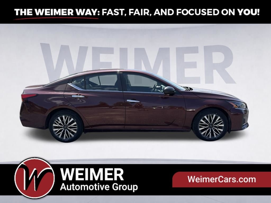 Used 2024 Nissan Altima 2.5 SV Sedan