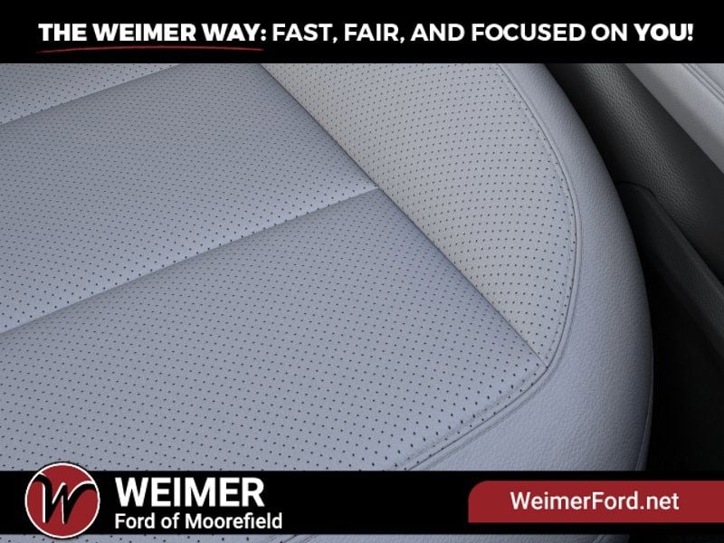 2026 Ford Explorer Platinum - Photo 16