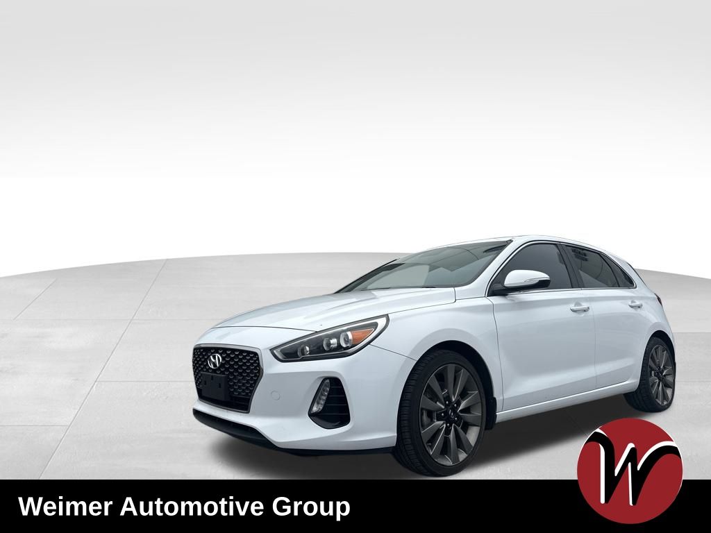 2018 Hyundai Elantra GT GT Sport's photo