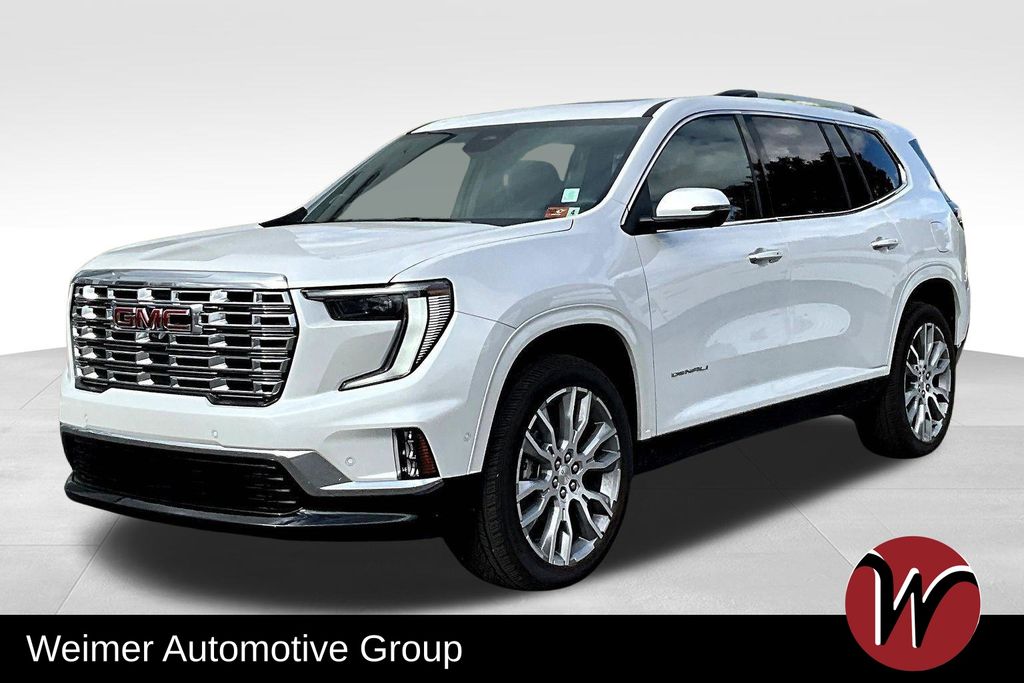 2025 GMC Acadia Denali's photo