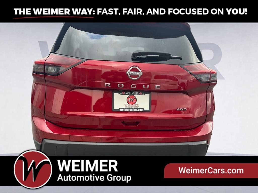 Used 2025 Nissan Rogue SV SUV