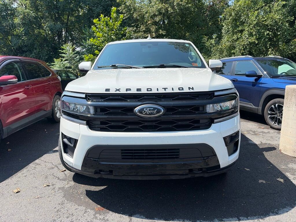 Used 2022 Ford Expedition Max Limited SUV