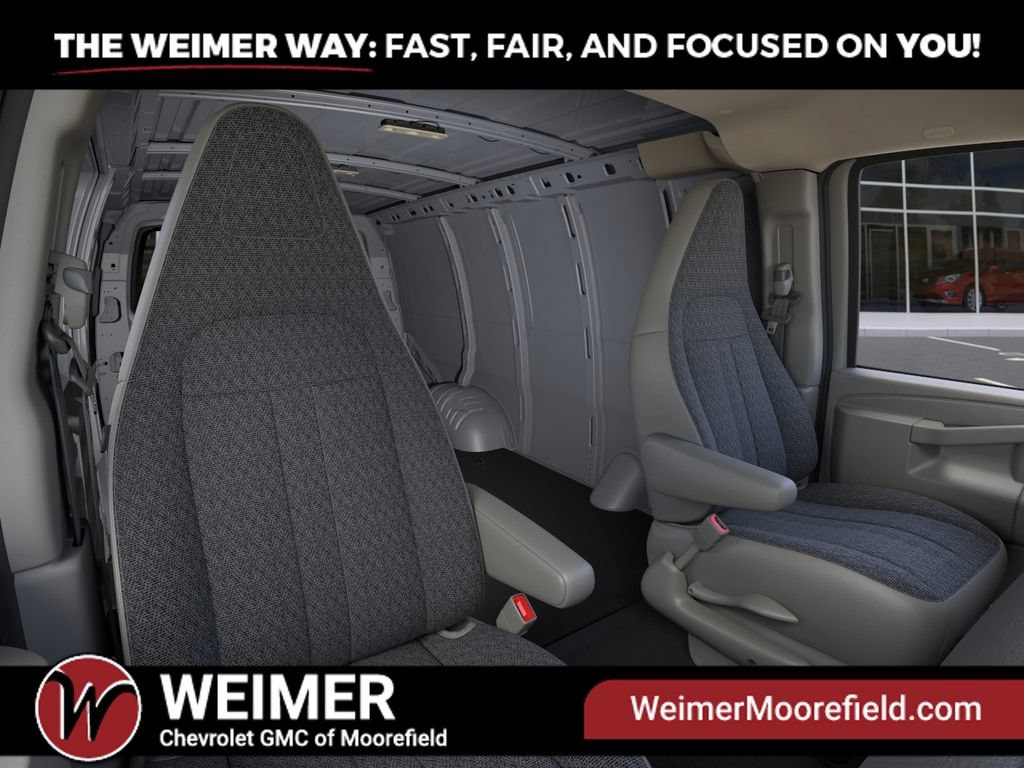 2025 GMC Savana Cargo Work Van - Photo 16