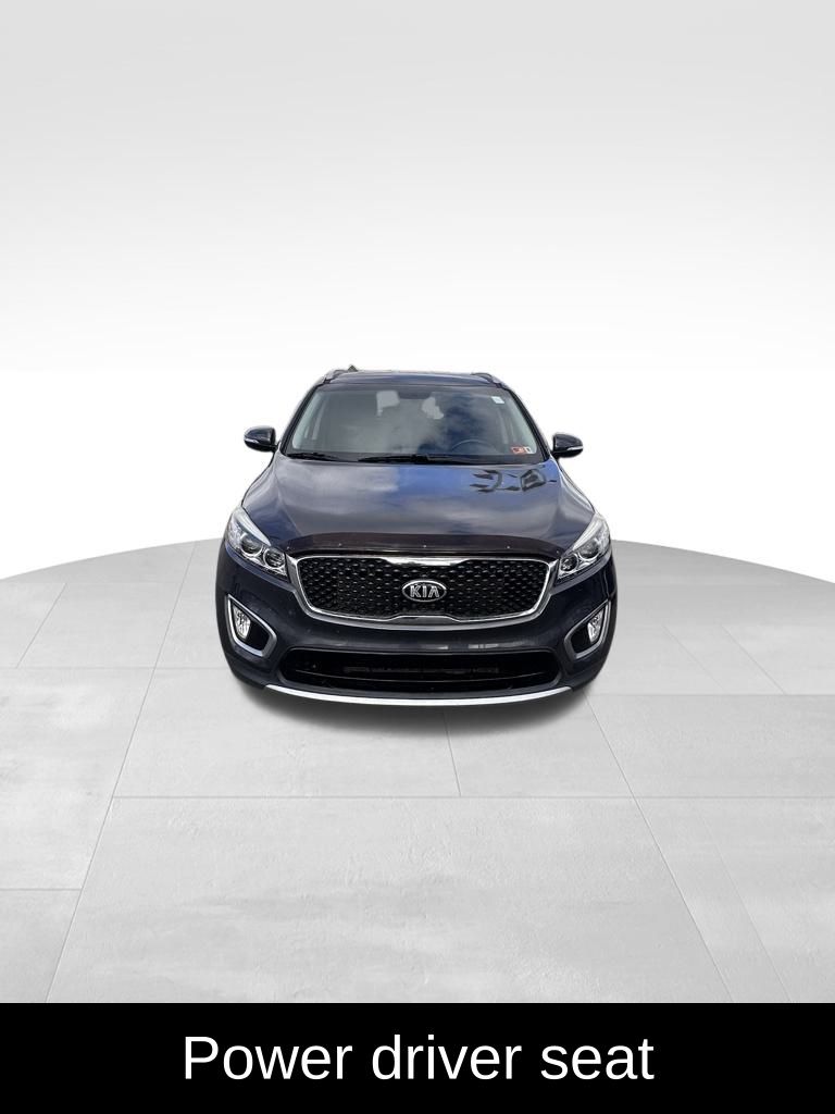 2016 Kia Sorento EX photo 2