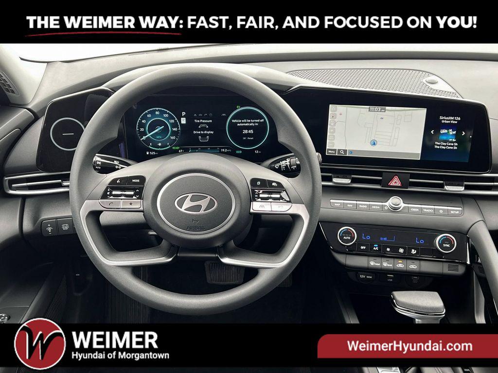 2025 Hyundai Elantra Blue - Photo 17