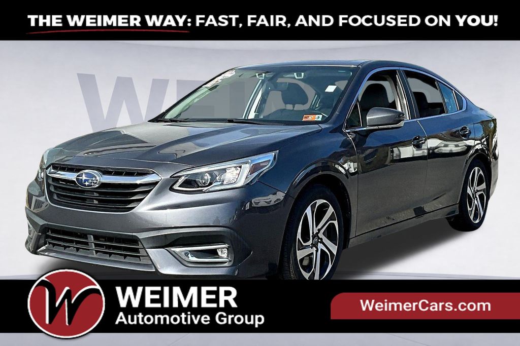 2022 Subaru Legacy Limited's photo