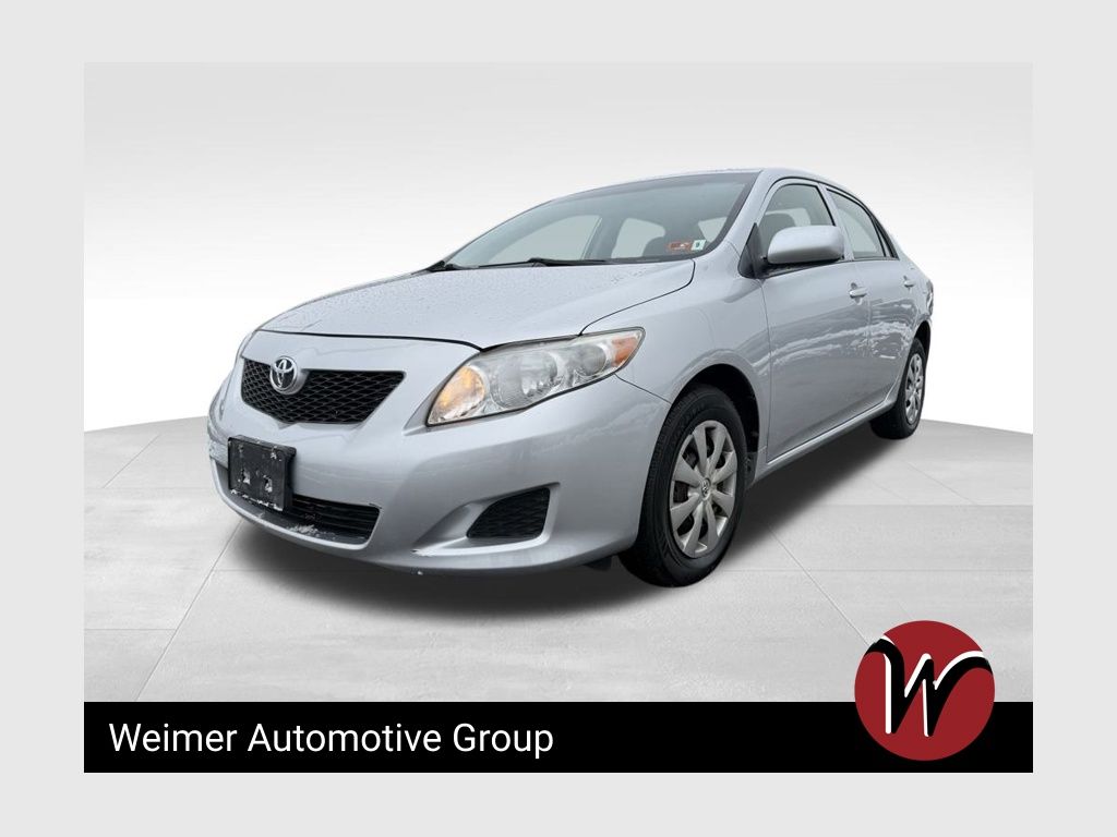 2010 Toyota Corolla LE's photo