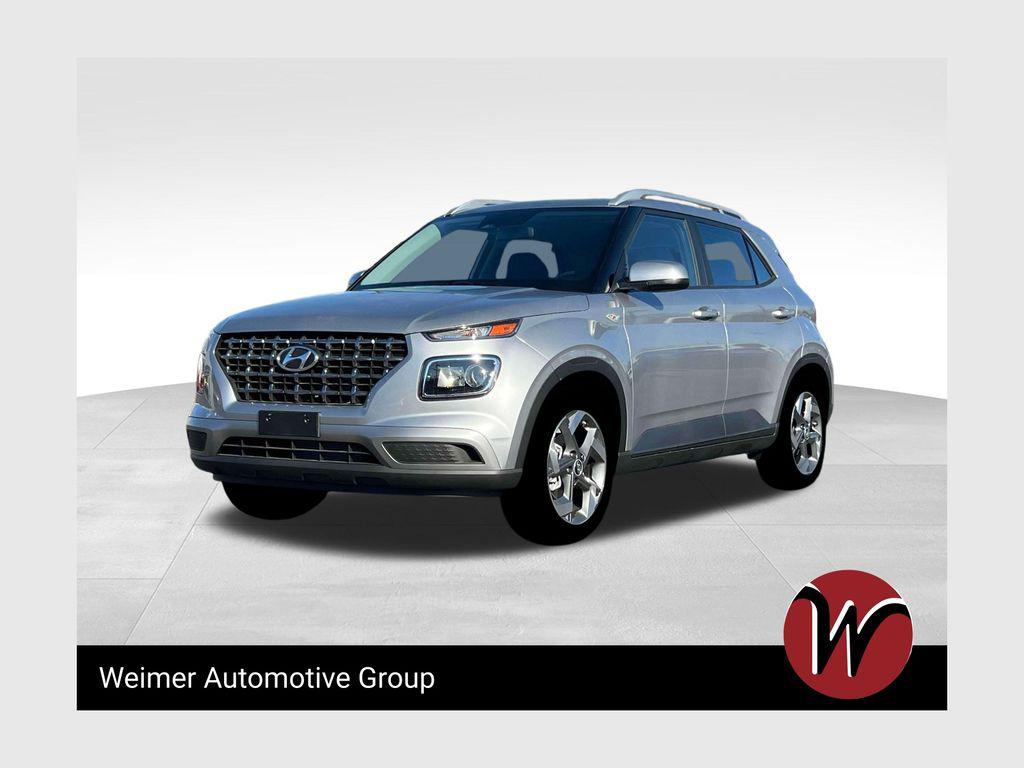 2025 Hyundai Venue SEL's photo