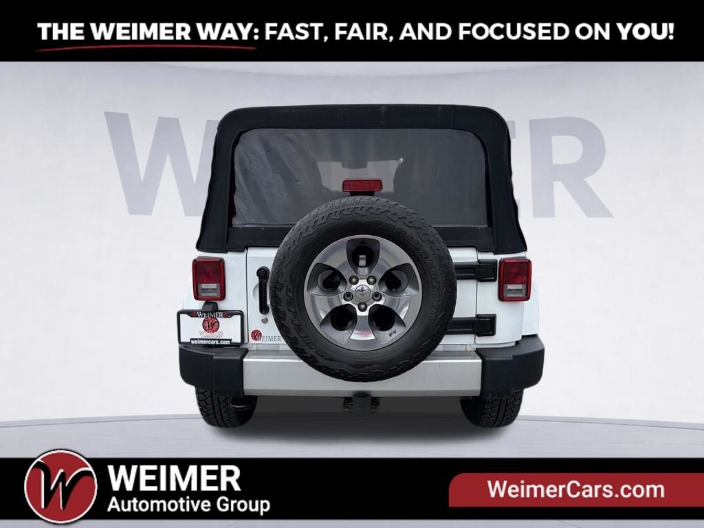 Used 2017 Jeep Wrangler Unlimited Sahara SUV