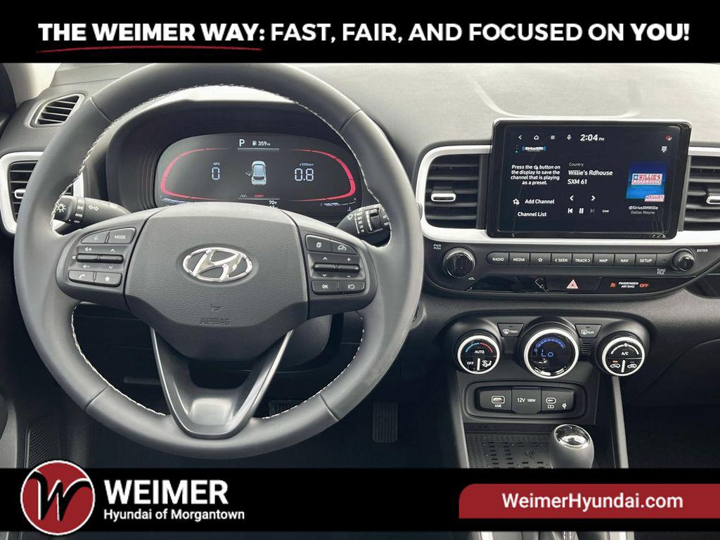 2025 Hyundai Venue Limited - Photo 17
