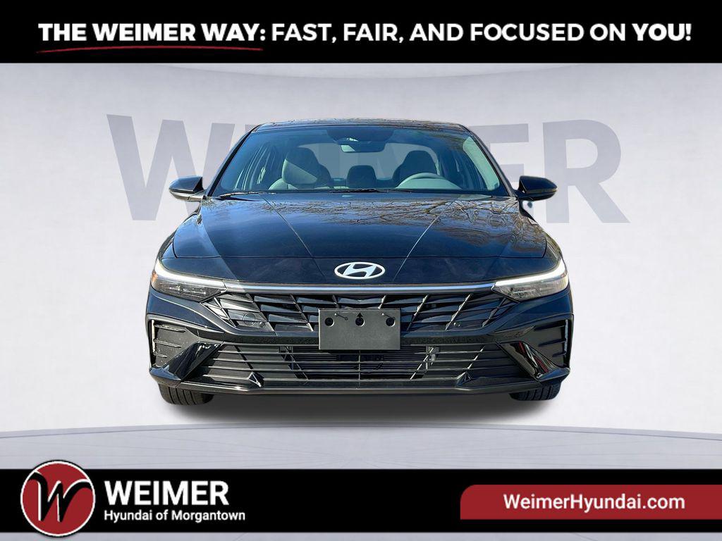 2025 Hyundai Elantra Blue - Photo 12