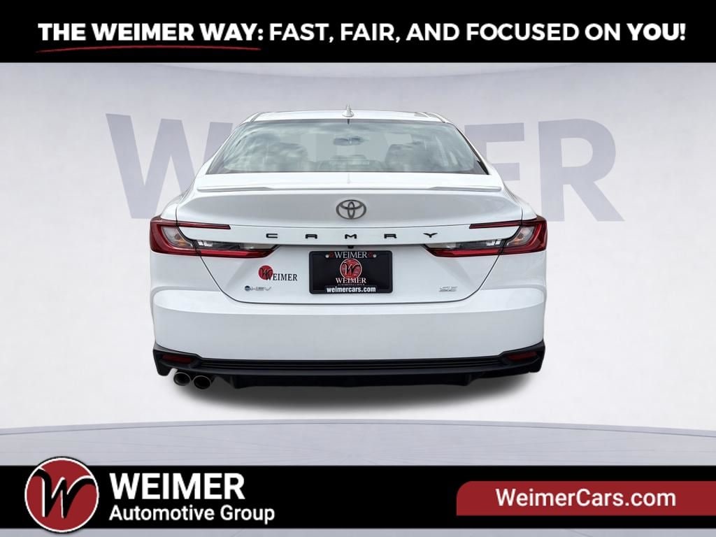 2026 Toyota Camry SE - Photo 6