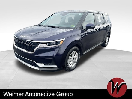 2024 Kia Carnival LX Minivan/Van