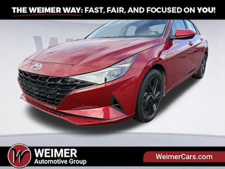 2023 Hyundai Elantra SEL Sedan