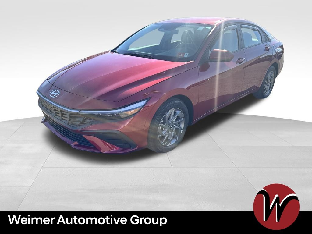 2024 Hyundai Elantra SEL's photo