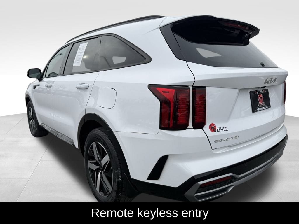 Used 2023 Kia Sorento S SUV
