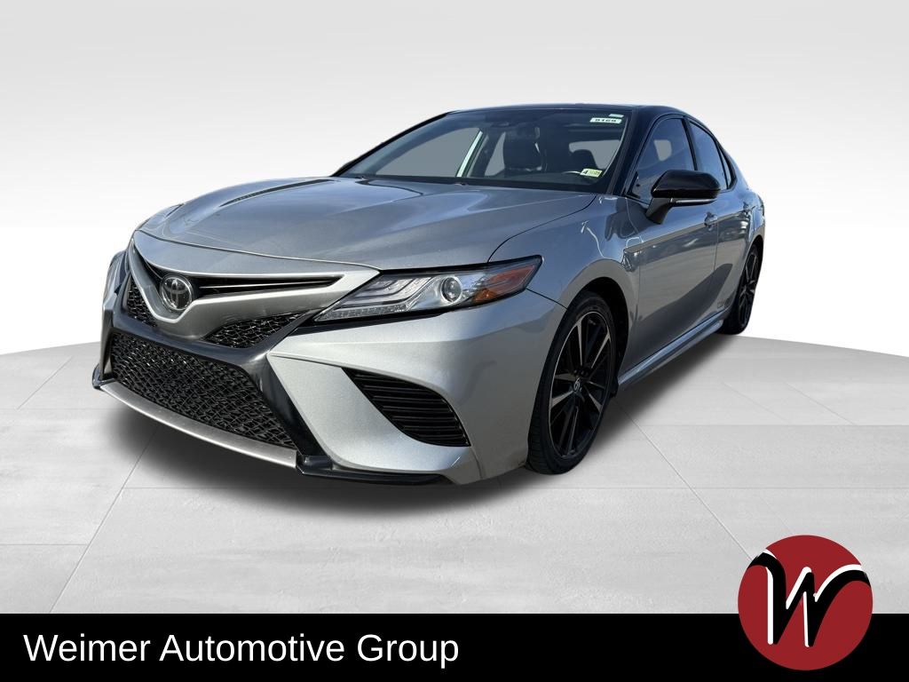 2019 Toyota Camry XSE's photo