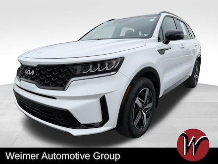 2023 Kia Sorento S SUV