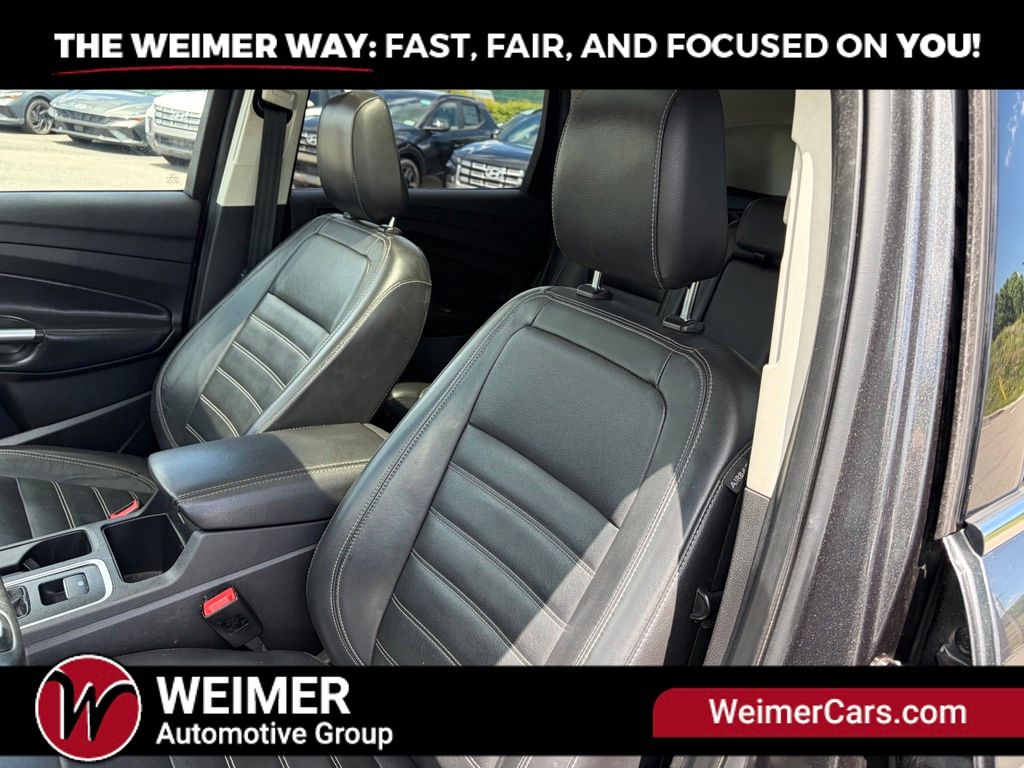 2019 Ford Escape Titanium - Photo 24