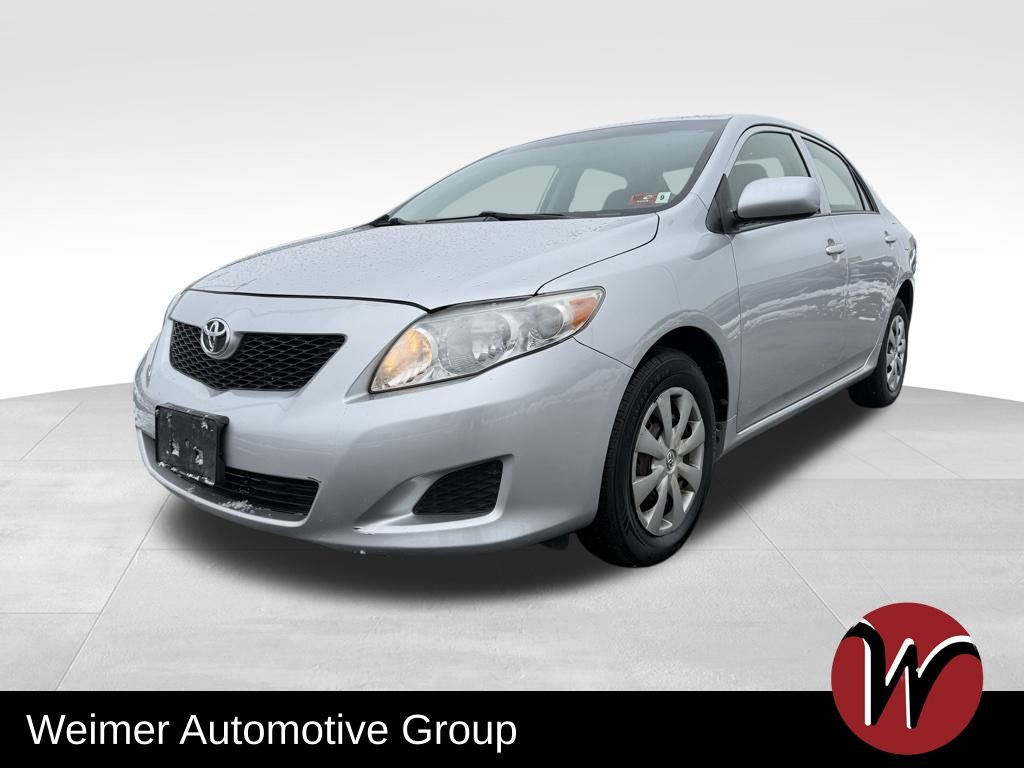 2010 Toyota Corolla LE's photo