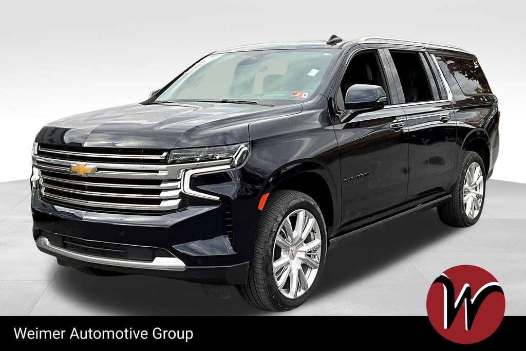 2023 Chevrolet Suburban High Country's photo