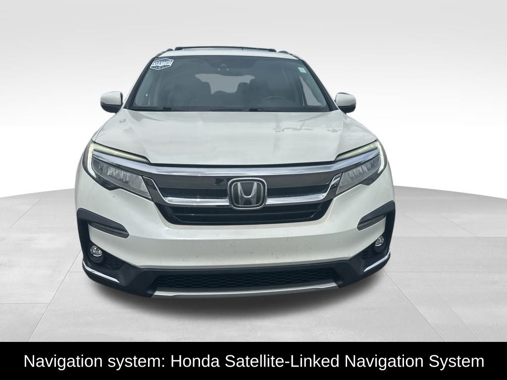 2019 Honda Pilot Touring photo 2