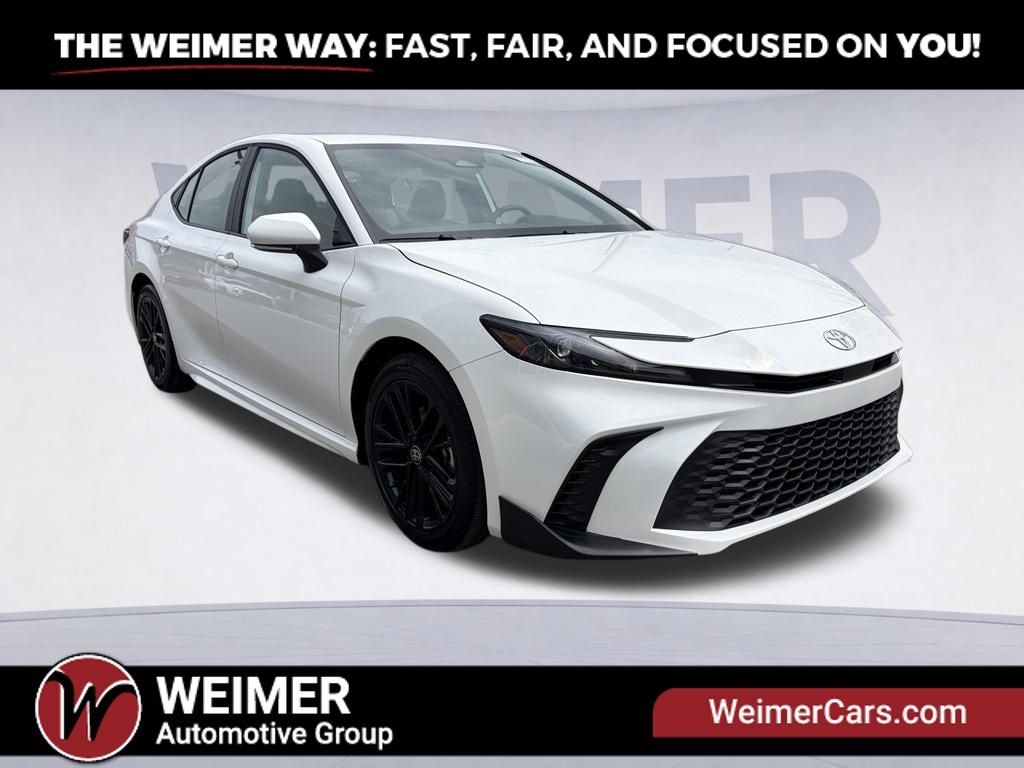 2026 Toyota Camry SE - Photo 9