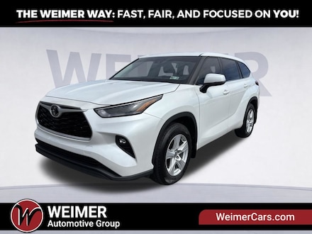 2022 Toyota Highlander LE SUV