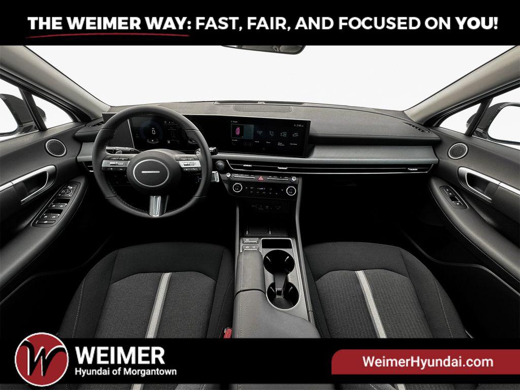 2025 Hyundai Sonata Hybrid SEL - Photo 13