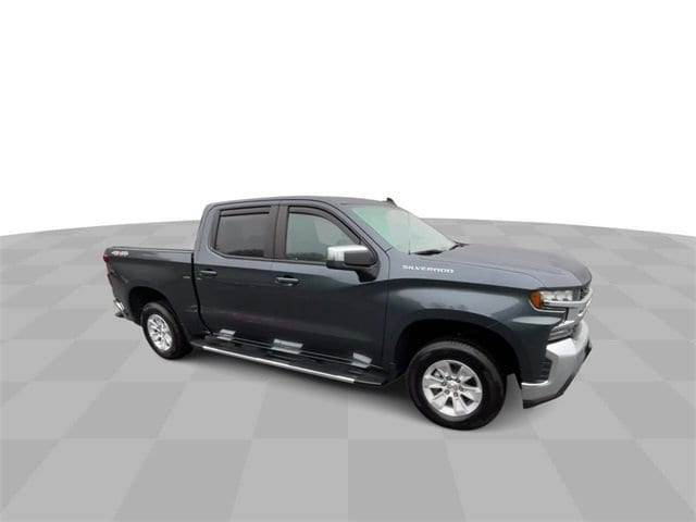 Used 2020 Chevrolet Silverado 1500 LT with VIN 3GCUYDED4LG350924 for sale in Arundel, ME