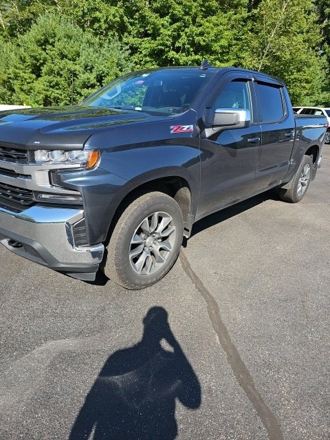 Used 2022 Chevrolet Silverado 1500 Limited LT with VIN 1GCUYDED0NZ105783 for sale in Arundel, ME