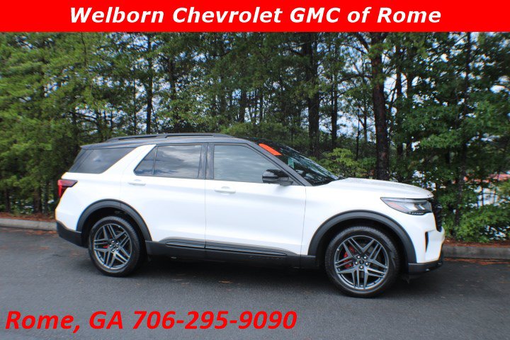 2025 Ford Explorer