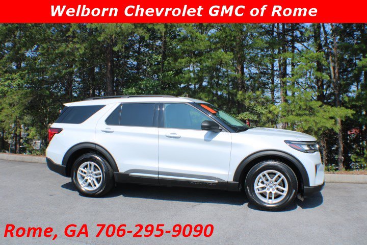 2025 Ford Explorer