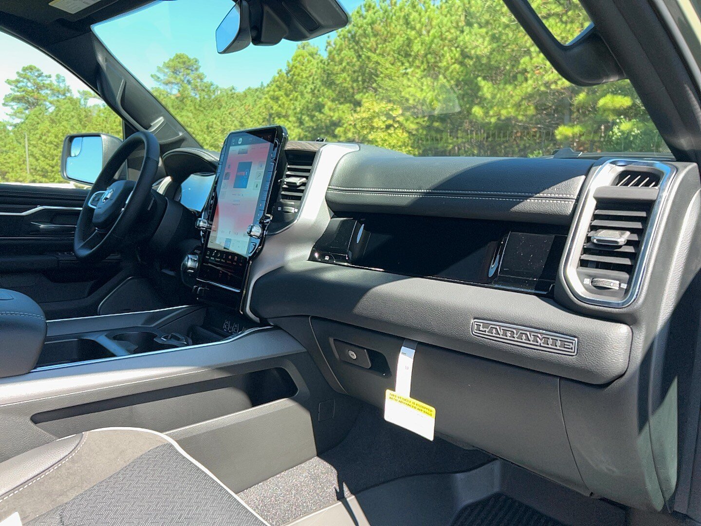 2026 RAM 1500 Laramie - Photo 28
