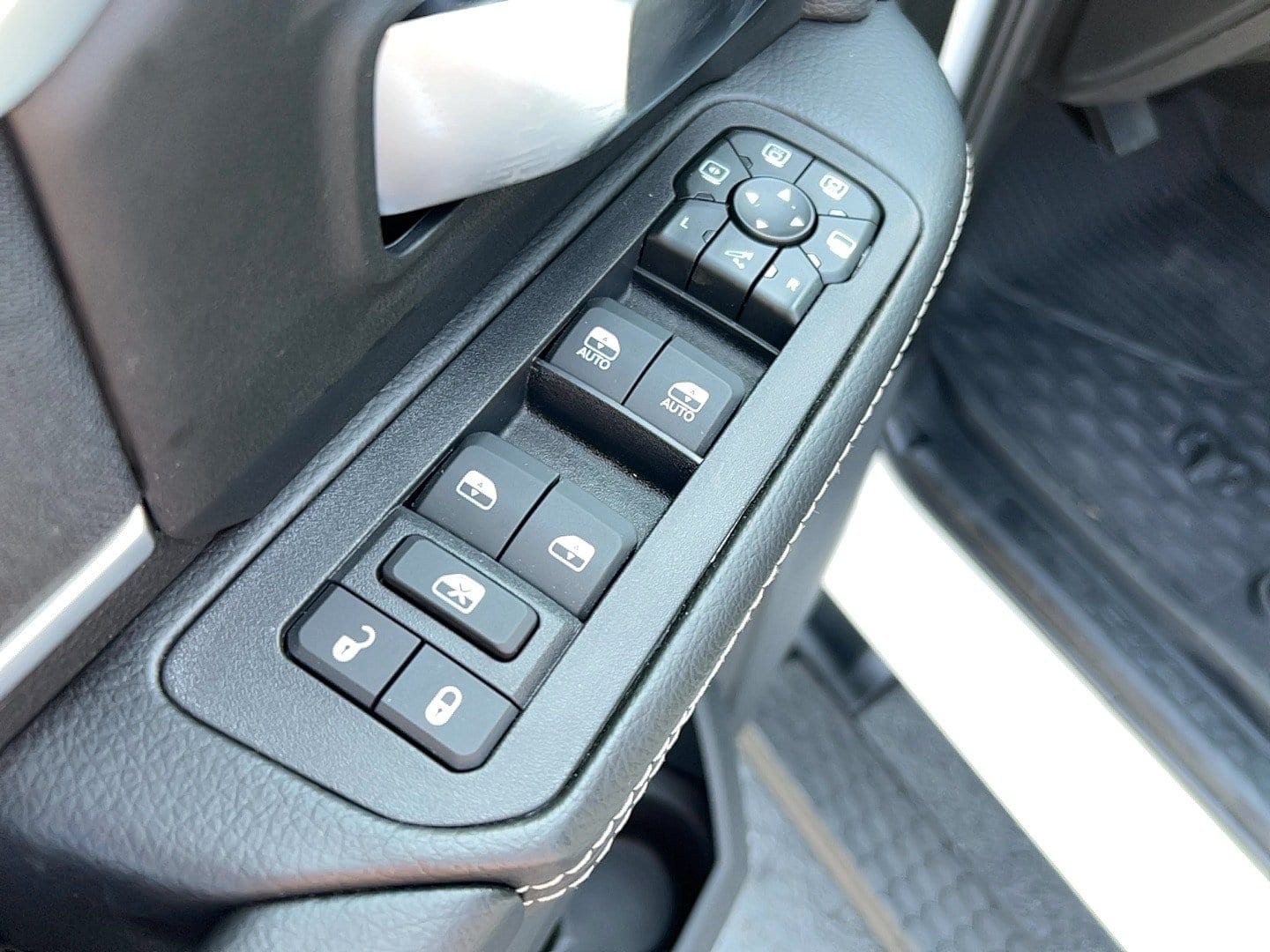 2026 RAM 2500 Big Horn - Photo 17