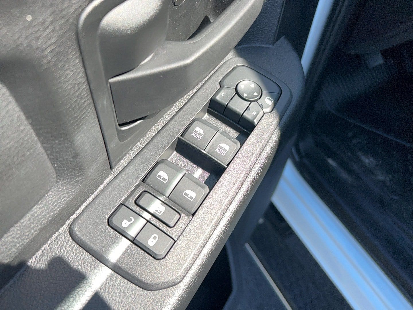 2026 RAM 3500 Chassis Tradesman - Photo 16