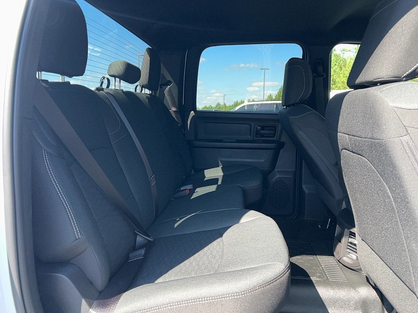 2026 RAM 3500 Chassis Tradesman - Photo 28