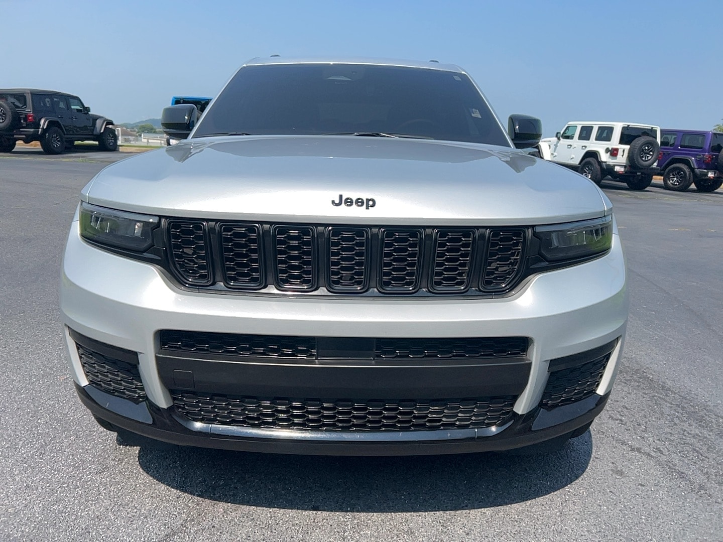 1C4RJJAG8P8843381