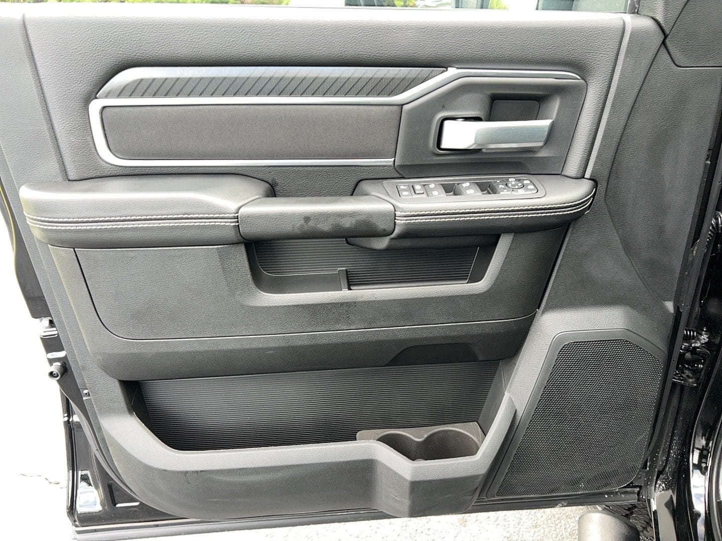 2026 RAM 2500 Big Horn - Photo 15