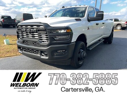 2026 Ram 3500 TRADESMAN CREW CAB 4X4 8' BOX Pickup
