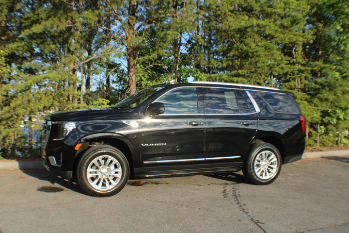 Used 2024 GMC Yukon SLT SUV