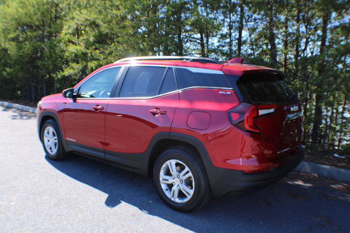 Used 2022 GMC Terrain SLE SUV