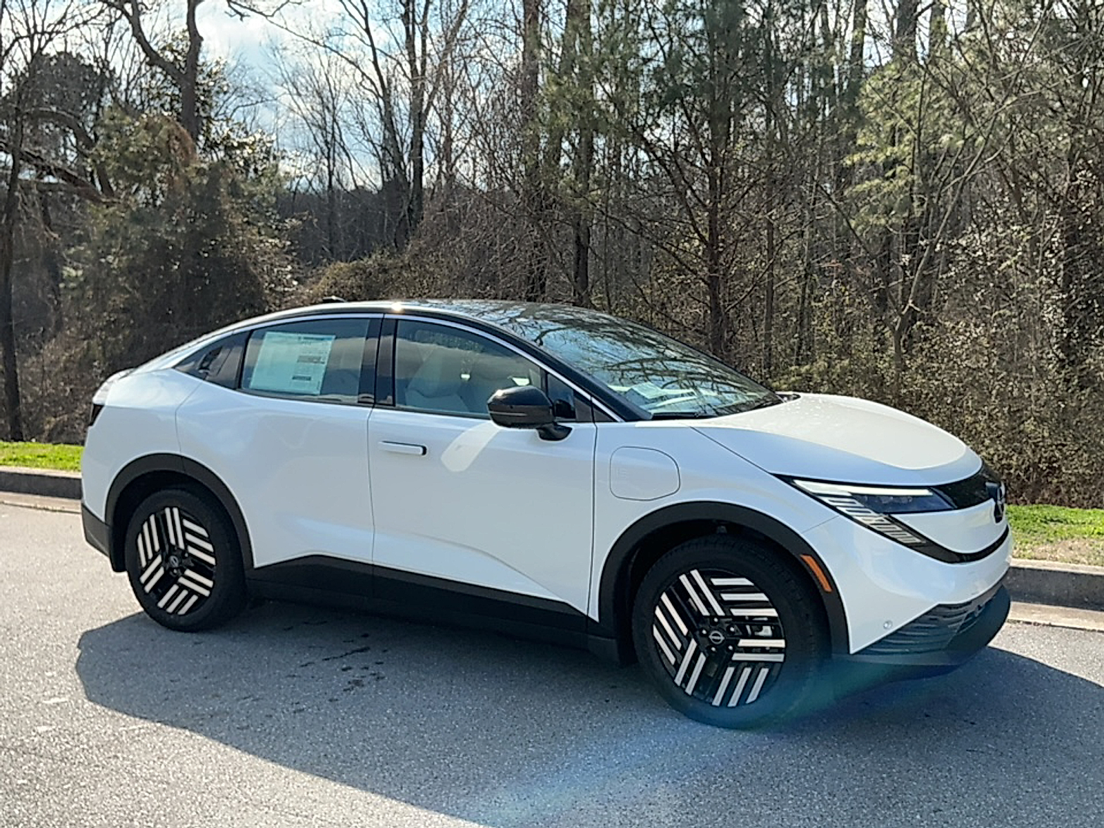 2026 Nissan LEAF SUV 