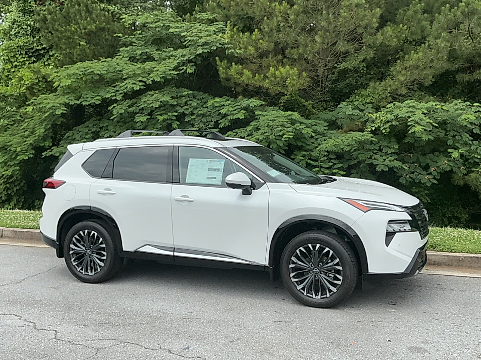 2026 Nissan Rogue Platinum SUV