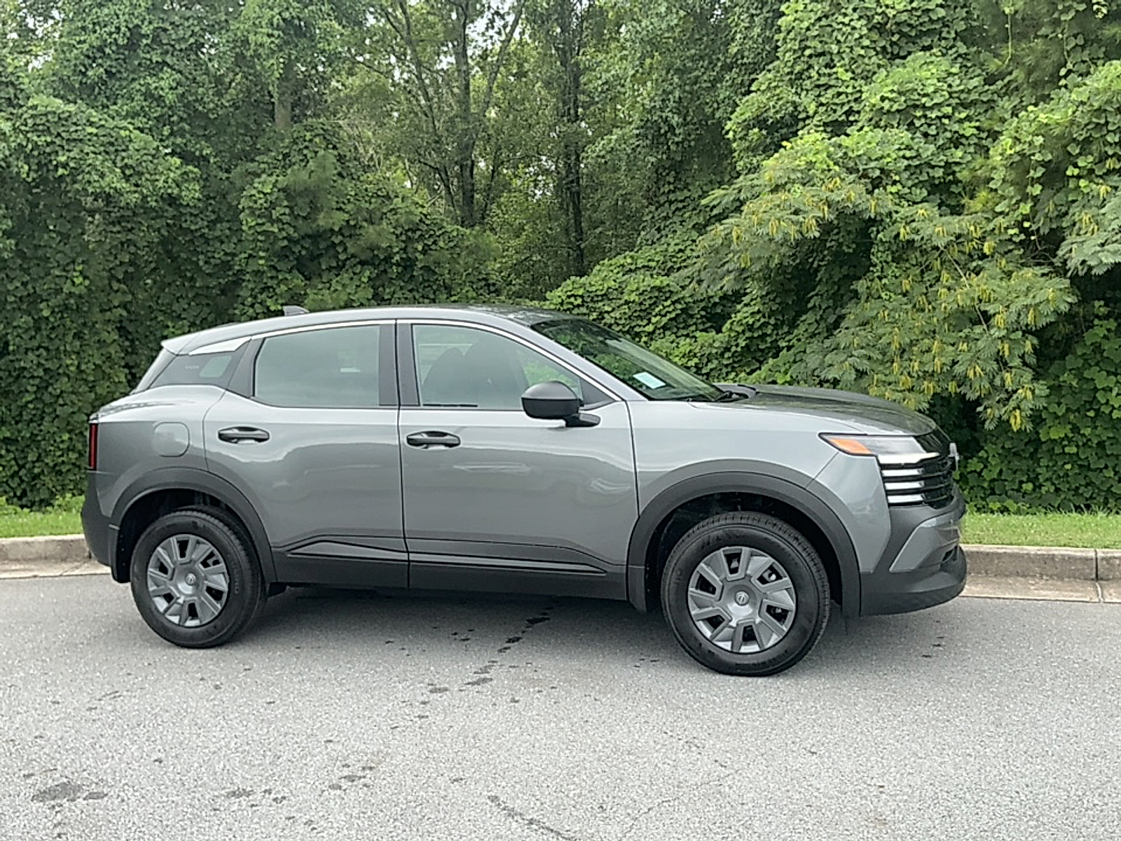 2026 Nissan Kicks SUV 