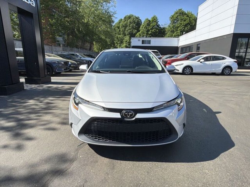 Used 2020 Toyota Corolla LE Sedan