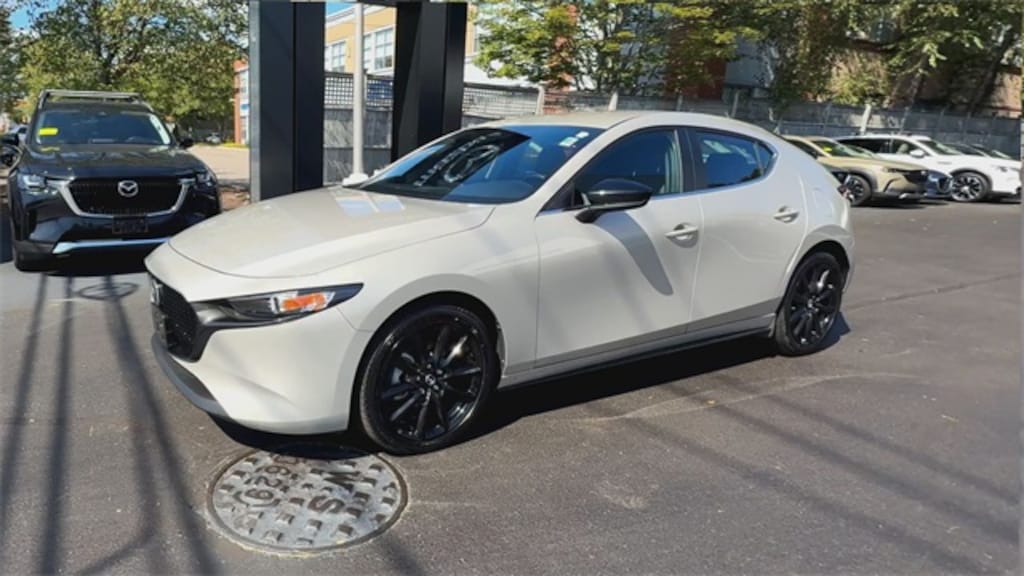 Certified 2025 Mazda Mazda3 2.5 S Select Sport Hatchback